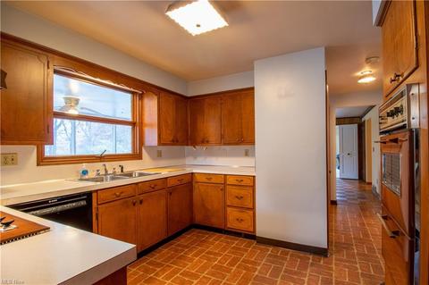 1738 Dunkeith Dr NW, Canton, OH 44708 photo 11