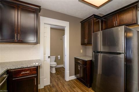 230 E Summit St, Kent, OH 44240 photo 12