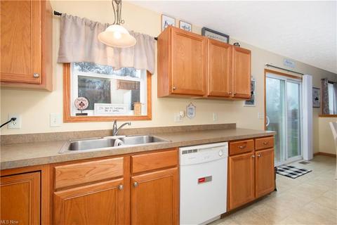 5010 Kelly Ave, Rootstown, OH 44272 photo 9
