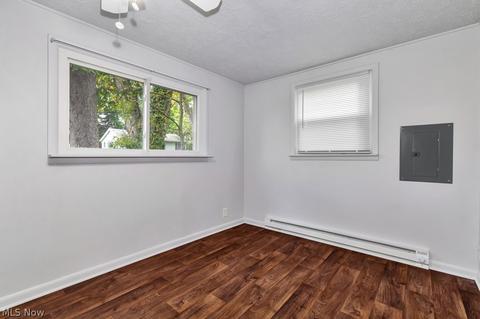 516 Wallace Ave SE, Canton, OH 44707 photo 5