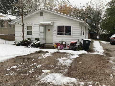 702 Bettes Ave, Akron, OH 44310 photo 1