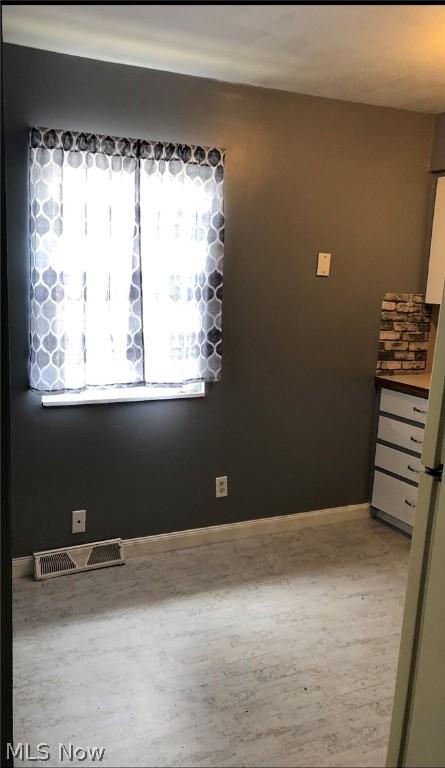 702 Bettes Ave, Akron, OH 44310 photo 7