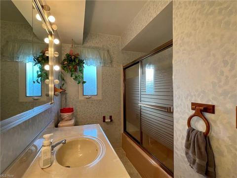 7880 Joyce Dr, Parma, OH 44130 photo 19