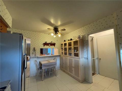 7880 Joyce Dr, Parma, OH 44130 photo 5