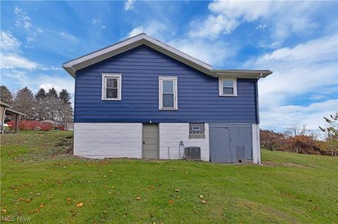 547 Pyramus Rd, Chester, WV 26034 photo 16