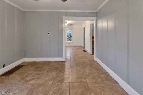 547 Pyramus Rd, Chester, WV 26034 photo 10