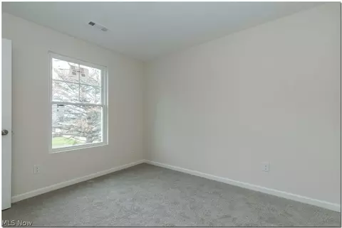 6000 Dunham Rd, Maple Heights, OH 44137 photo 23