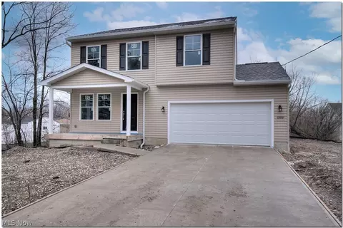 6000 Dunham Rd, Maple Heights, OH 44137 photo 1