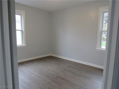 704 Thayer Ave, Ashtabula, OH 44004 photo 11