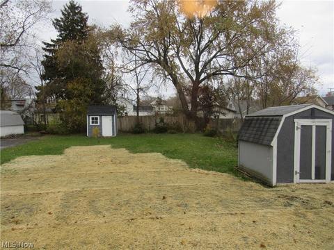 704 Thayer Ave, Ashtabula, OH 44004 photo 22