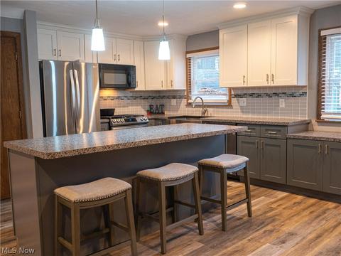 848 Maple Ridge Dr, Boardman, OH 44512 photo 9