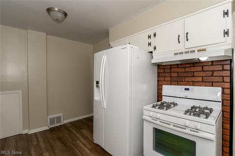 1311 Gorge Blvd, Akron, OH 44310 photo 10