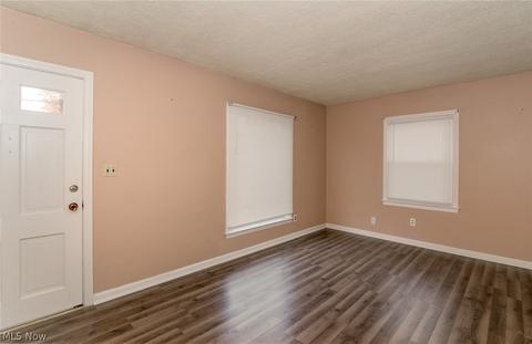 1311 Gorge Blvd, Akron, OH 44310 photo 5