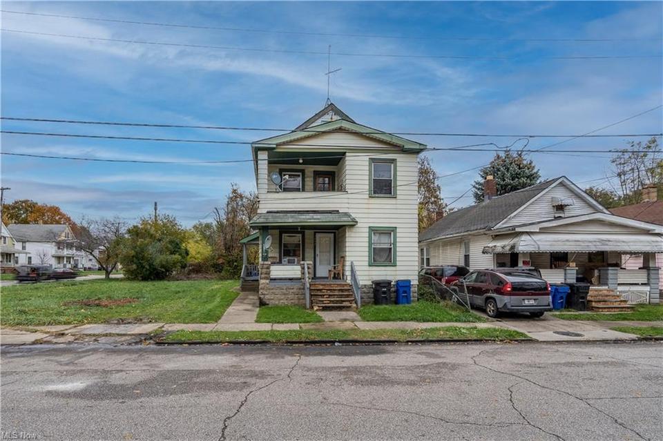 3893 E 57th St, Cleveland, OH 44105 Movoto