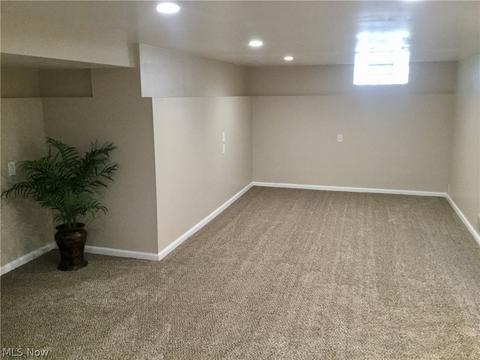 525 Metcalf Rd, Elyria, OH 44035 photo 8