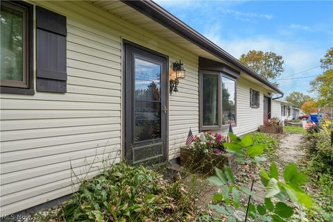 4217 Sabin Dr, Rootstown, OH 44272 photo 4