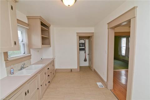 96 Parkway St, Struthers, OH 44471 photo 15