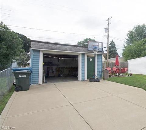 5619 Snow Rd, Parma, OH 44129 photo 13