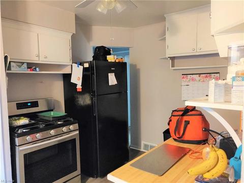 5619 Snow Rd, Parma, OH 44129 photo 6