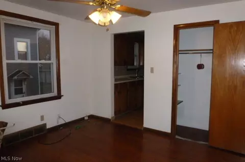 72 Morrison St, Struthers, OH 44471 photo 5