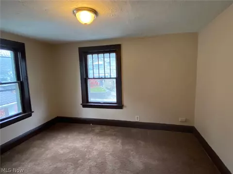 1112 Murray Ave, Akron, OH 44310 photo 17