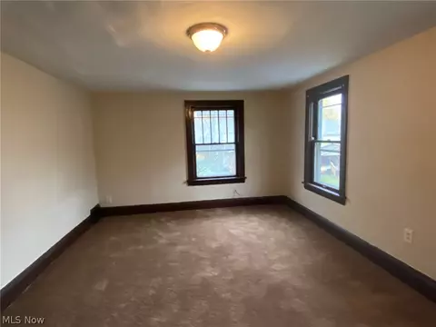 1112 Murray Ave, Akron, OH 44310 photo 15