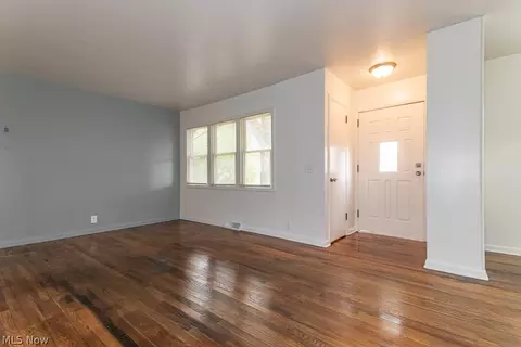 640 Tioga Trl, Willoughby, OH 44094 photo 12