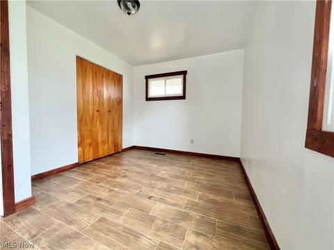 2417 E 42nd St, Lorain, OH 44055 photo 22