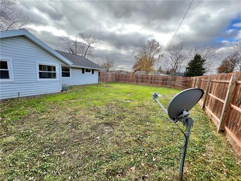 2417 E 42nd St, Lorain, OH 44055 photo 25