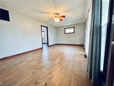 2417 E 42nd St, Lorain, OH 44055 photo 6