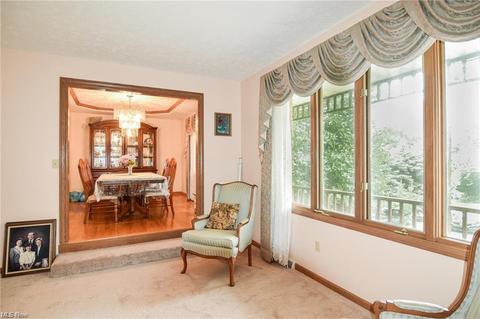 31451 Eddy Rd, Willoughby Hills, OH 44094 photo 2