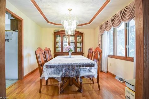 31451 Eddy Rd, Willoughby Hills, OH 44094 photo 5