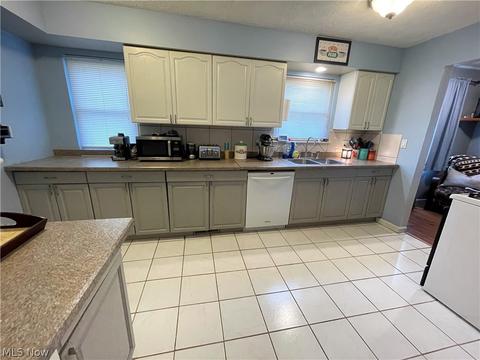 4897 Marigold Rd, Mentor, OH 44060 photo 14