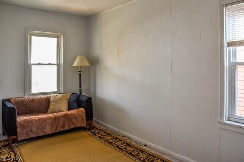 154 E 220th St, Euclid, OH 44123 photo 10