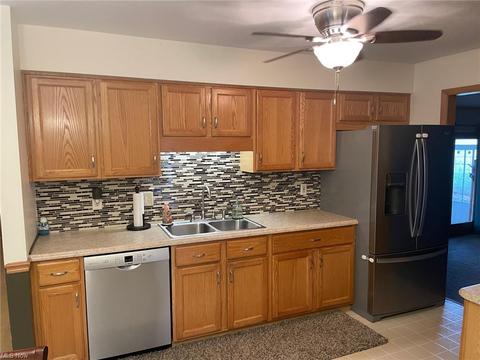 5810 Williston Dr, Parma, OH 44129 photo 5