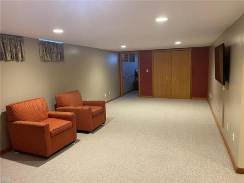 5810 Williston Dr, Parma, OH 44129 photo 24