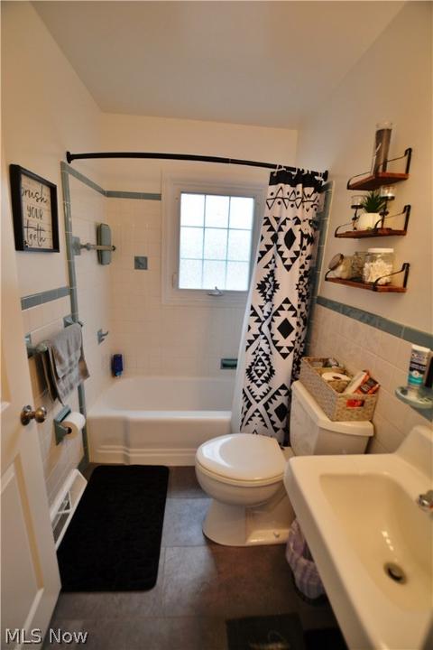 2641 Burlingham Dr, Ashtabula, OH 44004 photo 11