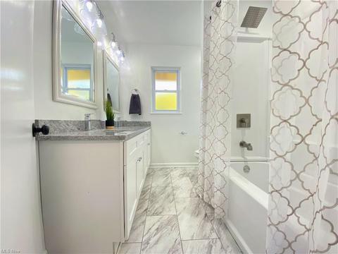 7065 Arcadia Dr, Parma, OH 44129 photo 25