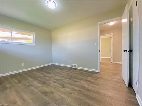 7065 Arcadia Dr, Parma, OH 44129 photo 26