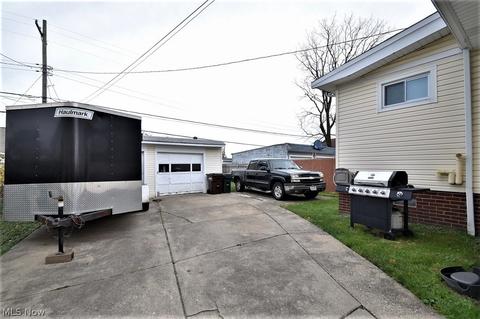 5710 Snow Rd, Parma, OH 44129 photo 27