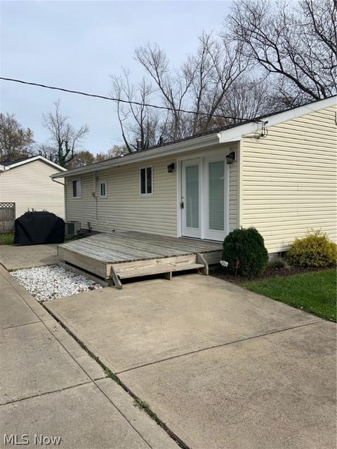 1782 Perth Rd, Madison, OH 44057 photo 3
