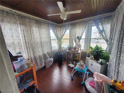 6415 Velma Ave, Parma, OH 44129 photo 5
