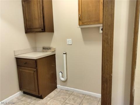 504 Denison Ave, Elyria, OH 44035 photo 12