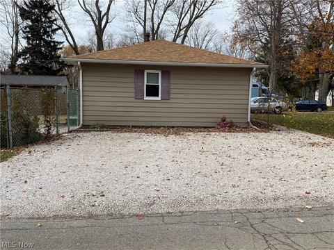 6888 Roe Blvd, Madison, OH 44057 photo 5