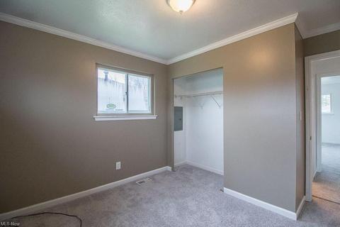 4708 Willowbrook Dr, Mentor, OH 44060 photo 12
