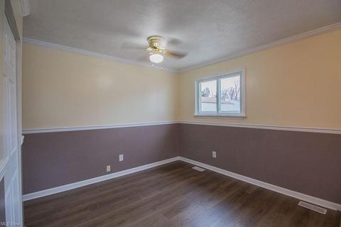 4708 Willowbrook Dr, Mentor, OH 44060 photo 9