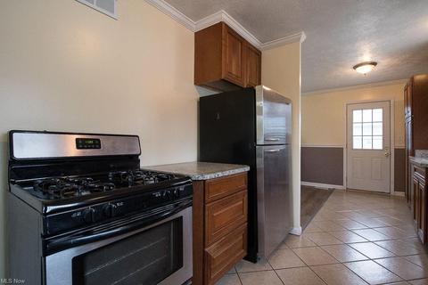 4708 Willowbrook Dr, Mentor, OH 44060 photo 7