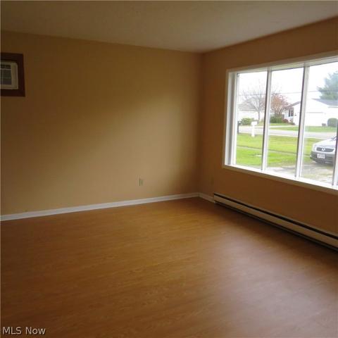 1631 Abbe Rd S, Elyria, OH 44035 photo 3