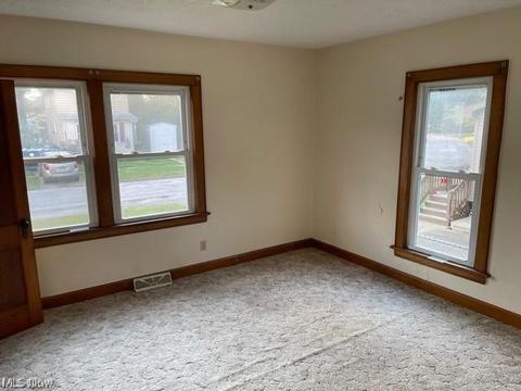 5433 Fort Ave, Ashtabula, OH 44004 photo 4