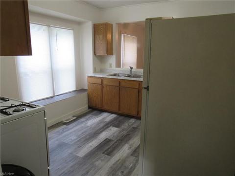 620 W 57th St, Ashtabula, OH 44004 photo 11